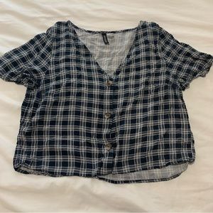 Dark Navy and White Cropped Short Sleeve H&M Divided Shirt